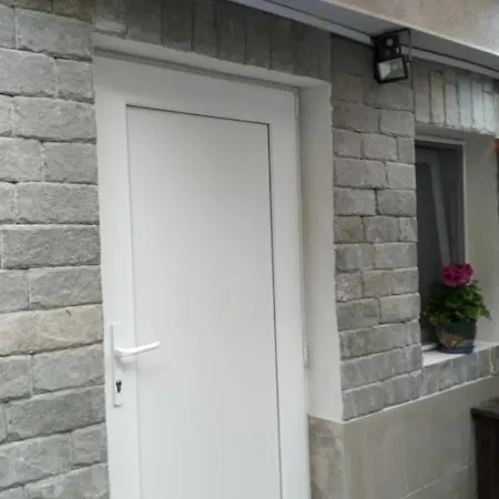 Daroom In The Heart Of Apartment *