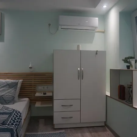 Daroom In The Heart Of Apartment *