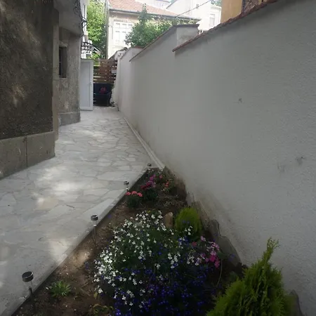 Daroom In The Heart Of Apartment *