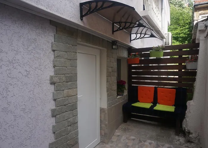 Апартамент Daroom In The Heart Of Пловдив